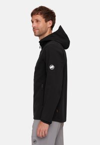 Mammut OUTDOOR SO HOODED - Softshelljacke - black