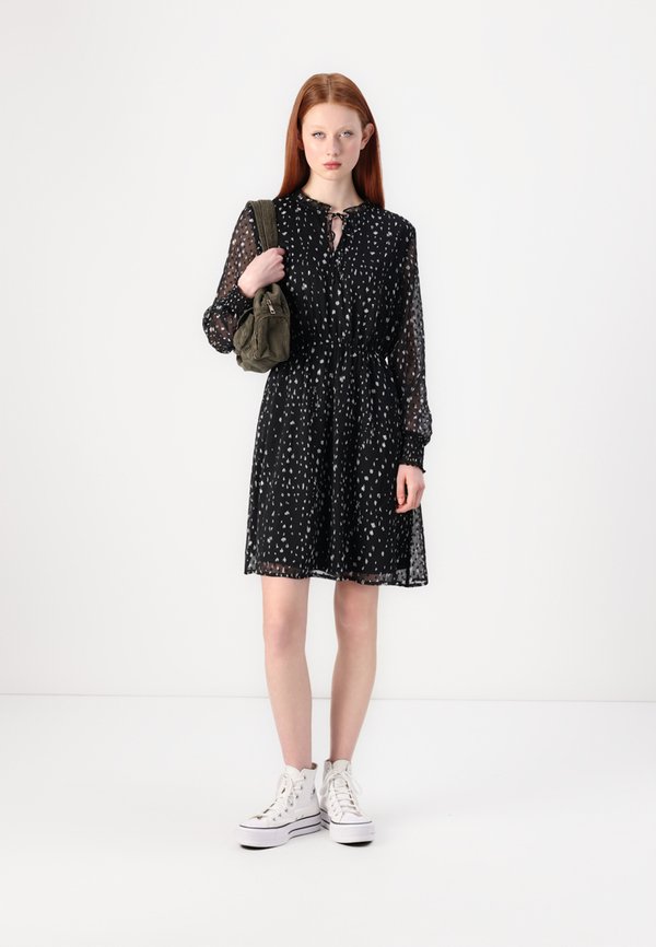 ONLAIDA ELISA DRESS - Day dress3