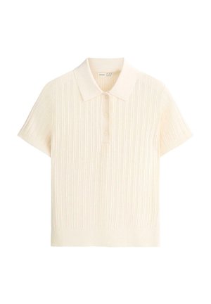 Krémovo sfarbené pletené polo tričko s krátkym rukávom s vertikálnou rebrovanou textúrou a tromi gombíkmi na prednej légii.