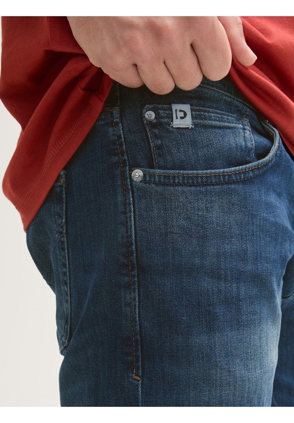 SLIM PIERS BLUE - Slim fit jeans - dark stone wash denim2