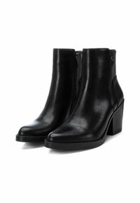 Refresh Botines camperos - black