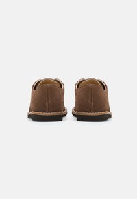 Friboo LEATHER - Fűzős cipők - dark brown