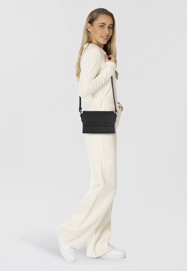 GILLIAN  - Umhängetasche