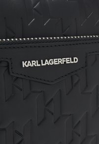 KARL LAGERFELD K/LOOM SLING - Pojasna torbica - black