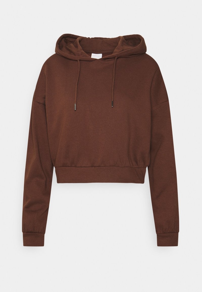 Sweat à capuche court marron avec manches longues, capuche à cordon, poignets et ourlet côtelés, présenté sur un fond blanc.