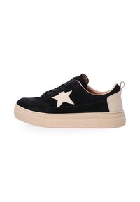 Schwarze Wildleder-Sneaker mit einem cremefarbenen Stern-Design, Schn�ürsenkeln, beige-gummierter Sohle und einer strukturierten Rückenakzent.