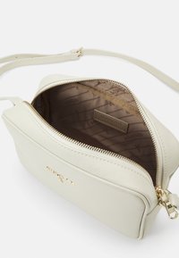 Patrizia Pepe BORSA  - Borsa a tracolla - off-white