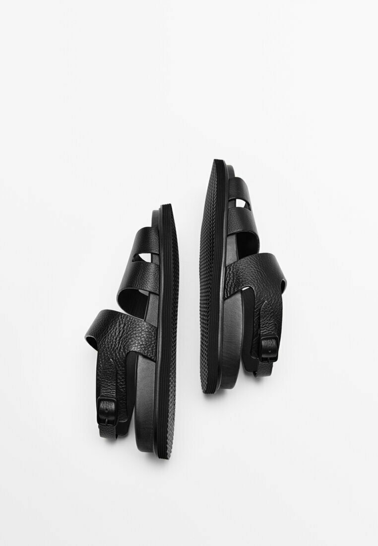 massimo dutti black sandals