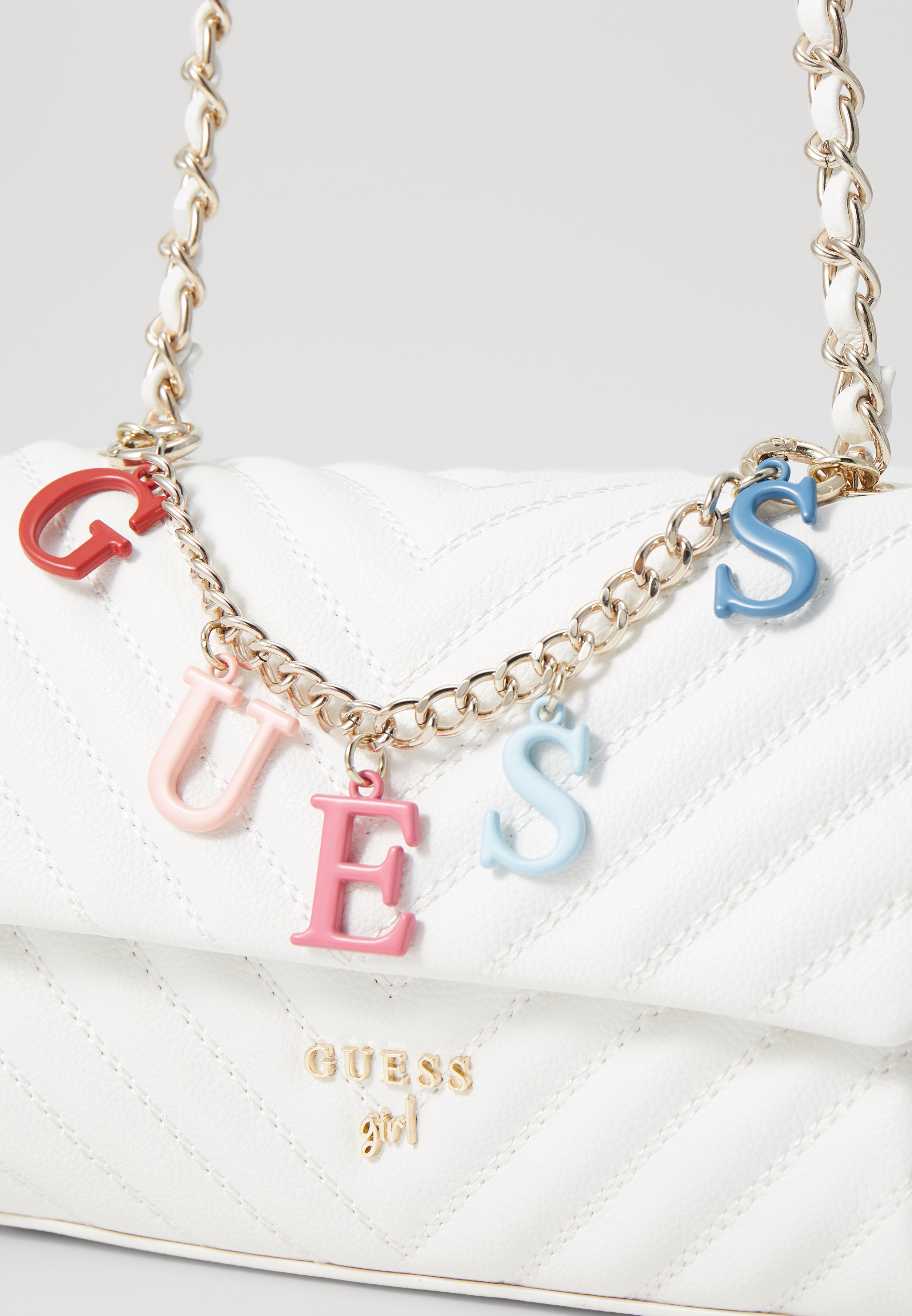 Guess CROSSBODY FLAP BAG UNISEX - Geantă crossbody - cream white