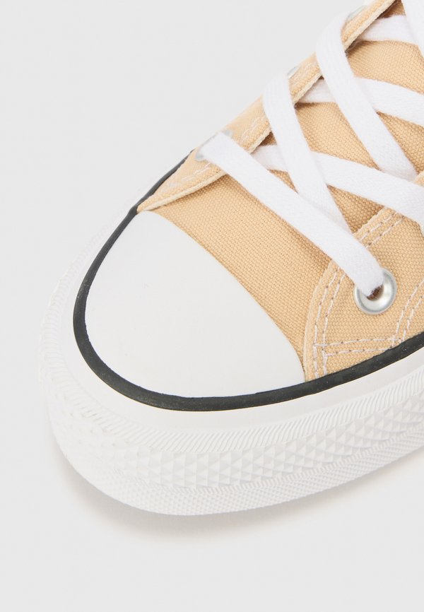 CHUCK TAYLOR - High-top trainers3