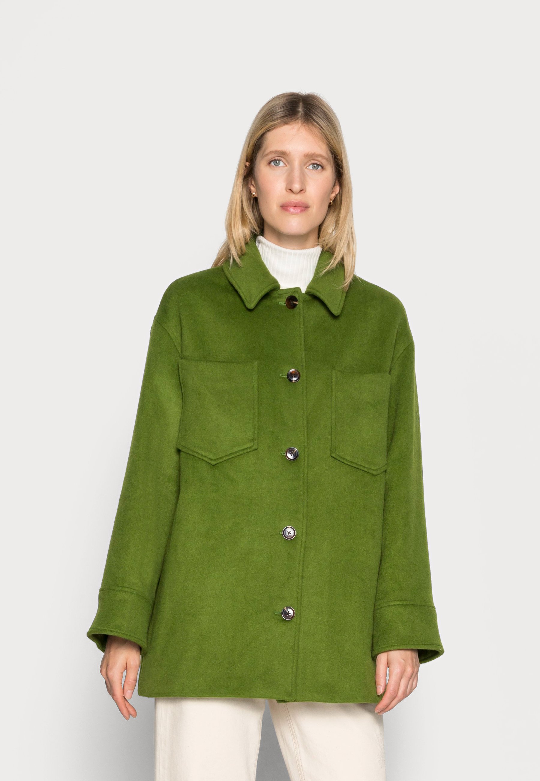 DIONE - Short coat - twist of lime 