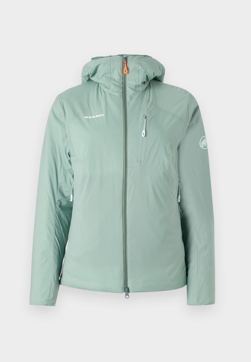 Jasnozielona wodoodporna kurtka z kapturem, przednim zamkiem błyskawicznym i dwoma kieszeniami na zamek. Posiada logo na piersi oraz kontrastową pomarańczową pętelkę do ciągnięcia zamka.