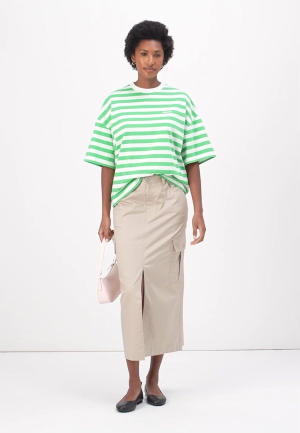 ABBY - Print T-shirt2