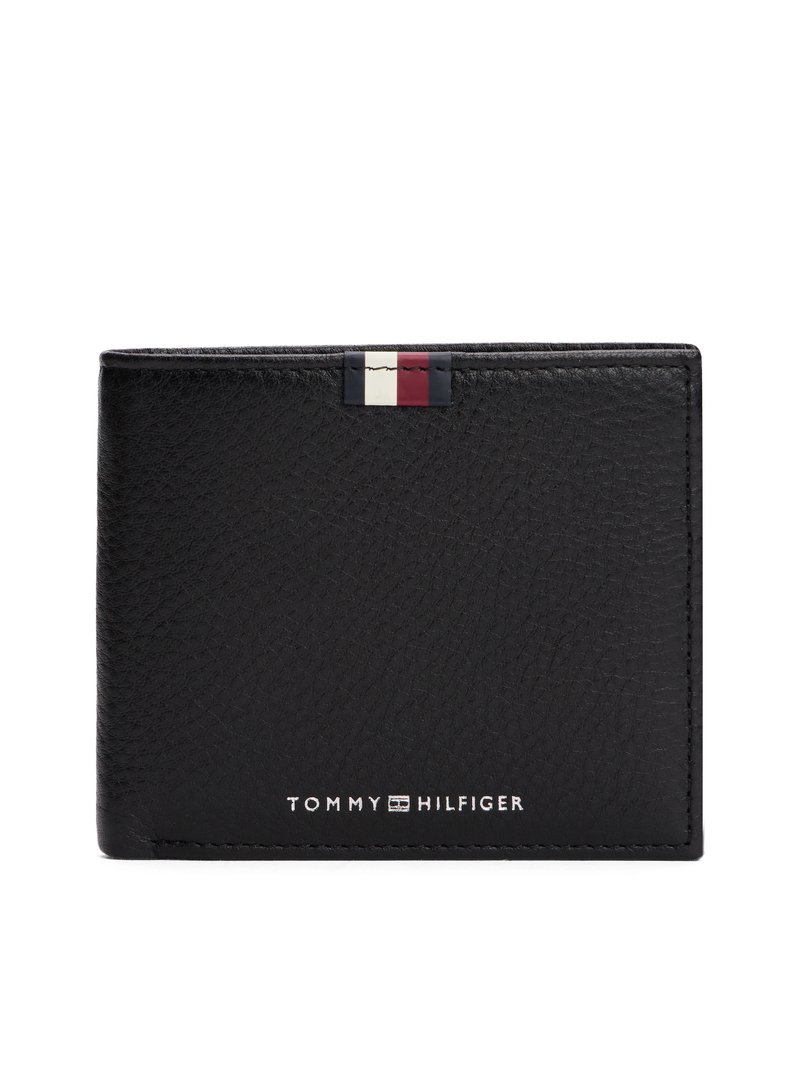 Portefeuille en cuir noir avec une surface texturée, une accent rayé en rouge, blanc et marine, et un logo embossé en argent en bas.