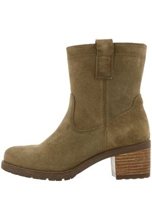 Ankle boot