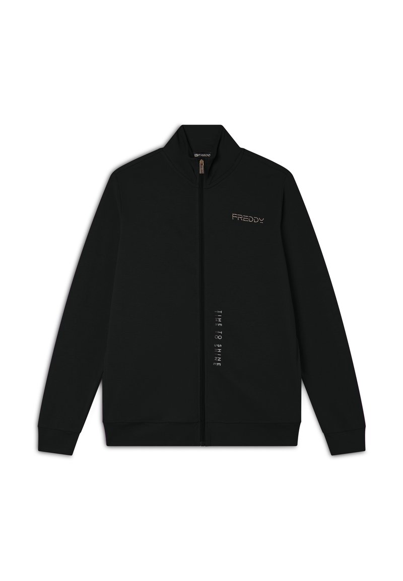 Felpa nera con zip realizzata in un morbido tessuto testurizzato. Presenta un colletto alla coreana e dettagli testuali stampati sulla parte anteriore. Logo sul petto.