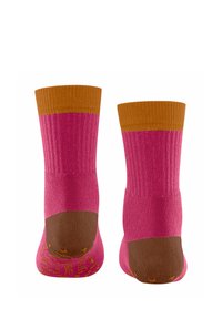 Gebreide sokken met een roze lichaam, bruine hiel en oranje boord. Gelaagd patroon op de zolen. Geribbelde boorden voor een veilige pasvorm.