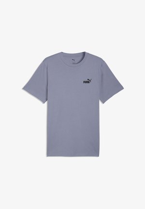 T-shirt gris clair à manches courtes en tissu doux, avec un logo Puma noir sur la partie gauche de la poitrine. Coupe classique à col rond.