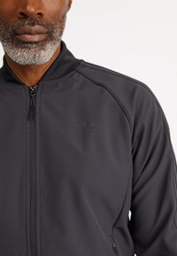 adidas Originals Καλοκαιρινό μπουφάν - black