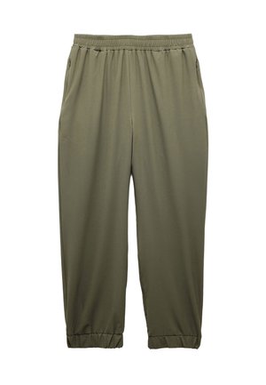 Pantalones ligeros de color verde olivo con cintura elástica, bolsillos laterales y puños fruncidos en los tobillos. Tejido suave y resistente a las arrugas.