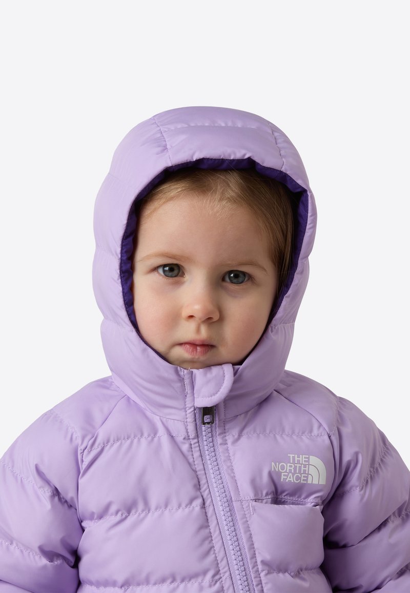 CareTec Tuta Da Neve Unisex Per Bebè – Leggera, Resistente E Dal Design Moderno