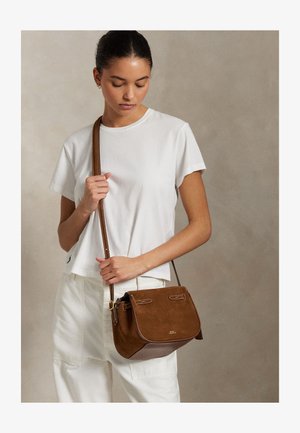 Polo Ralph Lauren, POLO ID SUEDE MINI SATCHEL - Kabelka - cinnamon