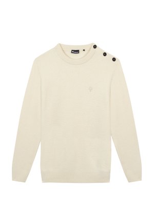 Weißer Strickpullover mit rundem Halsausschnitt, strukturiertem Muster und vier schwarzen Knöpfen an der linken Schulter. Rippstrickbündchen an den Ärmeln und am Saum.