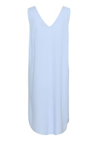 Hellblaues ärmelloses Kleid mit V-Ausschnitt. Hergestellt aus weichem Stoff, bietet es eine lockere Passform und seitliche Schlitze für Bewegungsfreiheit.