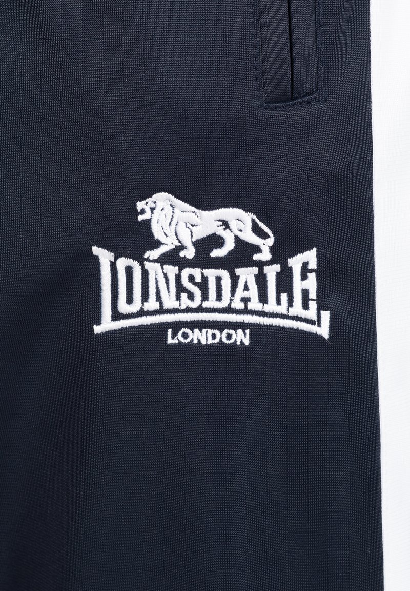 Herren Trainingsanzüge | Lonsdale PEMBER Trainingsanzug dark navy/dunkelblau - UL57831 Herren Trainingsanzüge | Lonsdale PEMBER Trainingsanzug dark navy/dunkelblau - UL57831