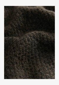 Valittu, chocolate brown