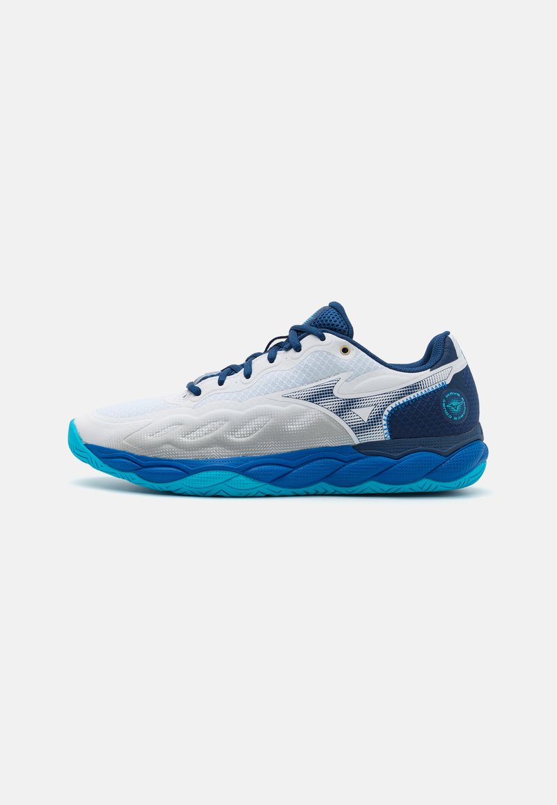Mizuno WAVE ENFORCE COURT - Teniški copati za različne podlage - white/estate blue/river blue