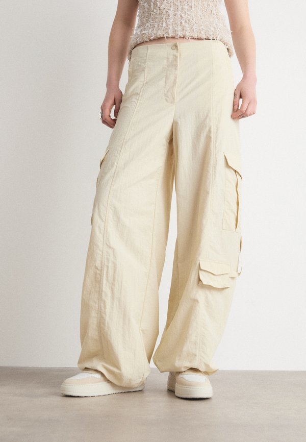 EDITION GEORGE ESSENTIAL - Cargohose - chalk