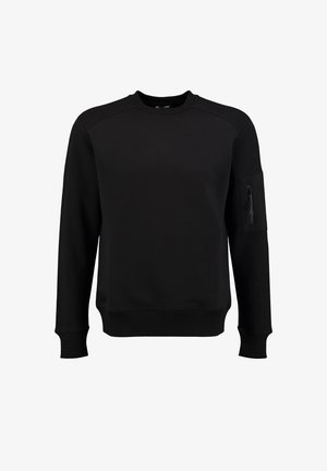 Zwarte sweatshirt met lange mouwen, ronde hals, ribbelstructuur op de schouders en manchetten, en een ritszak op de linkermouw.