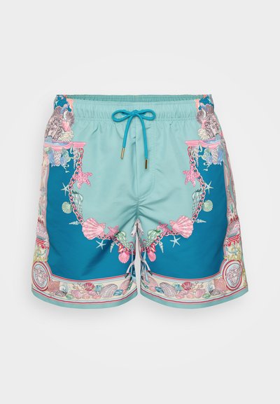 Calções de banho turquesa com cintura ajustável por cordão, apresentando padrões intrincados de conchas e temas marinhos em rosa e azul.