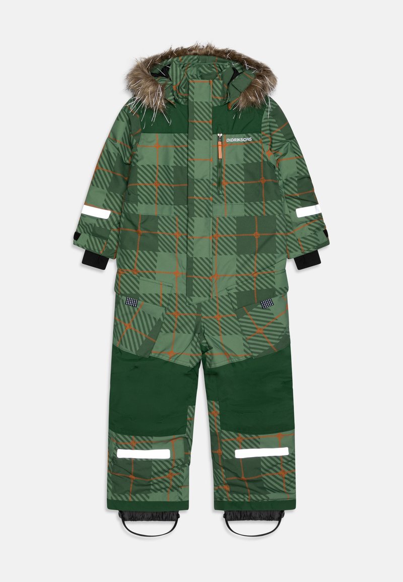 Groene geruite sneeuwoverall met een capuchon met faux bontafwerking, reflecterende accenten en ritszakken. Beschikt over elastische manchetten en verstelbare zoom.