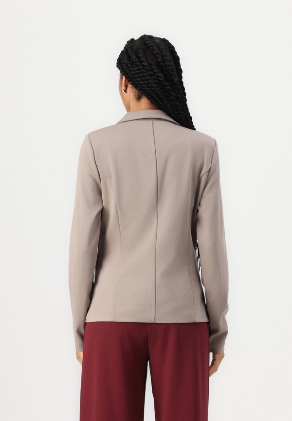 KATE - Blazer - driftwood3