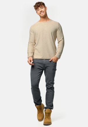 INDICODE JEANS, LOAKIM - Striktrøje - vanilla ice