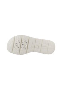 Sola di sneaker bianca in gomma con superficie testurizzata, scanalature orizzontali e fori di ventilazione. Presenta un design della punta piatta e arrotondata.
