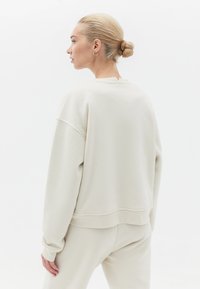 OXXO CREW NECK - Mikina - silver birch