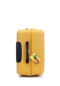 WITTCHEN LARGE SUITCASE WITH LUGGAGE TAG FROM ABS - Valise à roulettes - yellow