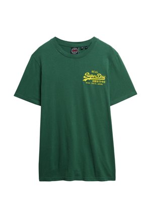 Green cotton t-shirt featuring short sleeves, a crew neck, and yellow “SuperDry” logo with Japanese text on the left chest.
