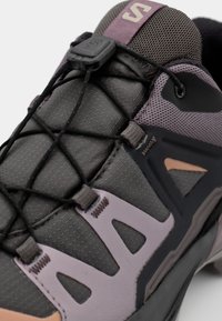 Thumbnail Image 4