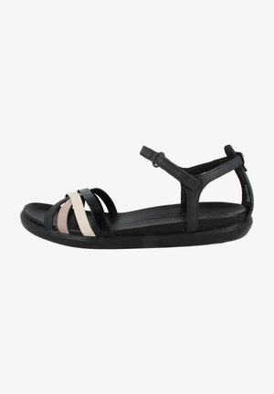 Czarne sandały z wieloma paskami o różnych szerokościach, wykonane z gładkich i teksturowanych materiałów. Regulowany pasek na kostkę oraz wyściełana podeszwa.