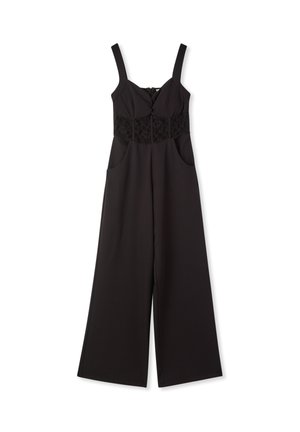 Tuta nera senza maniche con gambe larghe, dettaglio in pizzo in vita, busto aderente e tasche frontali.