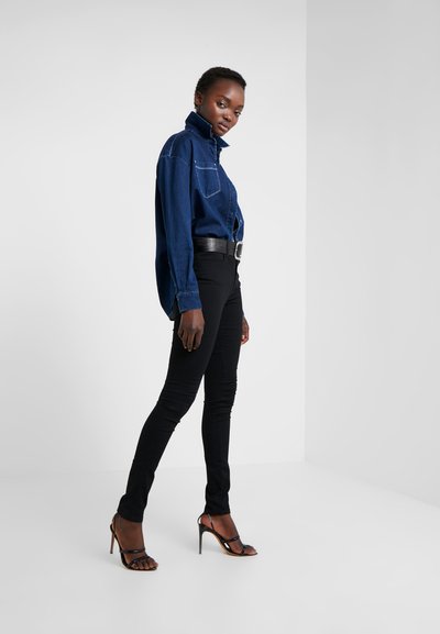 Filippa K LOLA SUPER STRETCH - Calças de ganga de corte skinny - black