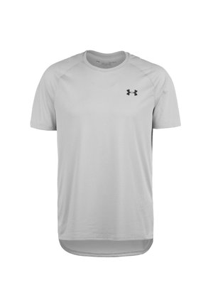 T-shirt de sport gris clair à manches courtes avec col rond et petit logo noir Under Armour sur le côté gauche de la poitrine.