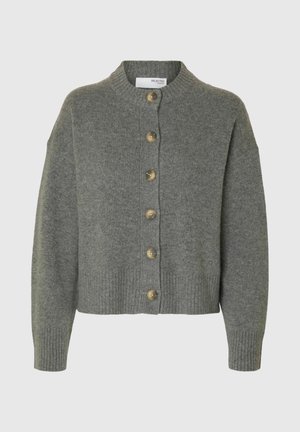 Grau gestrickte Strickjacke mit rundem Ausschnitt, fünf großen Knöpfen auf der Vorderseite und gerippten Bündchen und Saum. Weiche Textur mit verkürzter Länge.