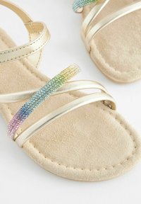 Next RAINBOW STRAPPY - Sandaler - gold