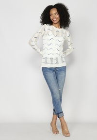 Koroshi Pulover - crudo off white
