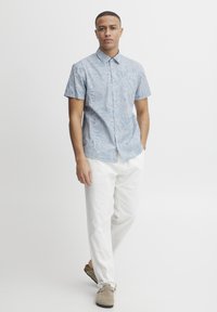 Blend BHSHIRT - Košeľa - dusty blue